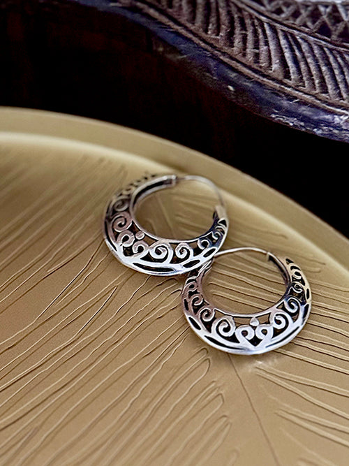 Kanika hoops