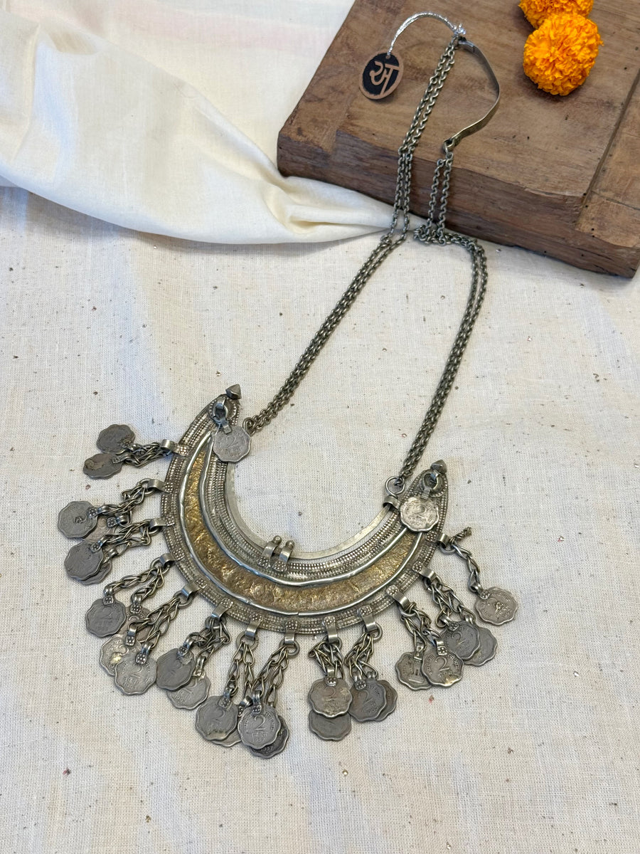 Chand neckpiece