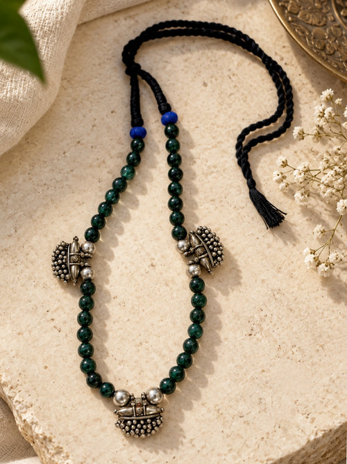 Madaliya neckpiece